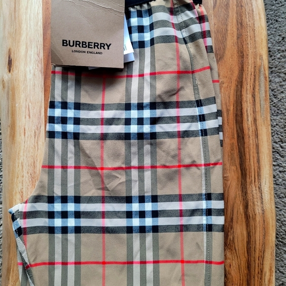 Burberry Pants - Authentic Burberry Archive Check Leggings